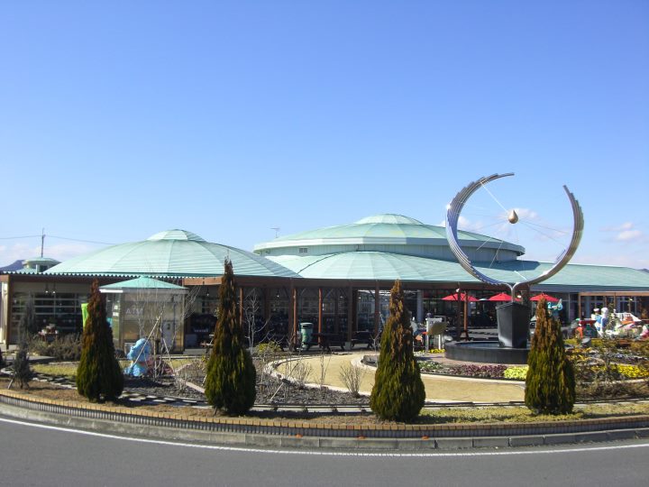 道の駅「どまんなか　たぬま」