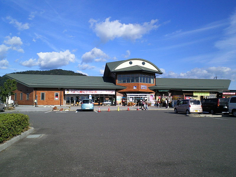 道の駅「湖北みずどりステーション」